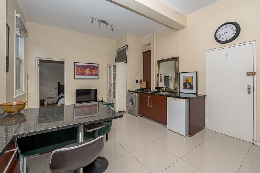 1 Bedroom Property for Sale in Cape Town City Centre Western Cape